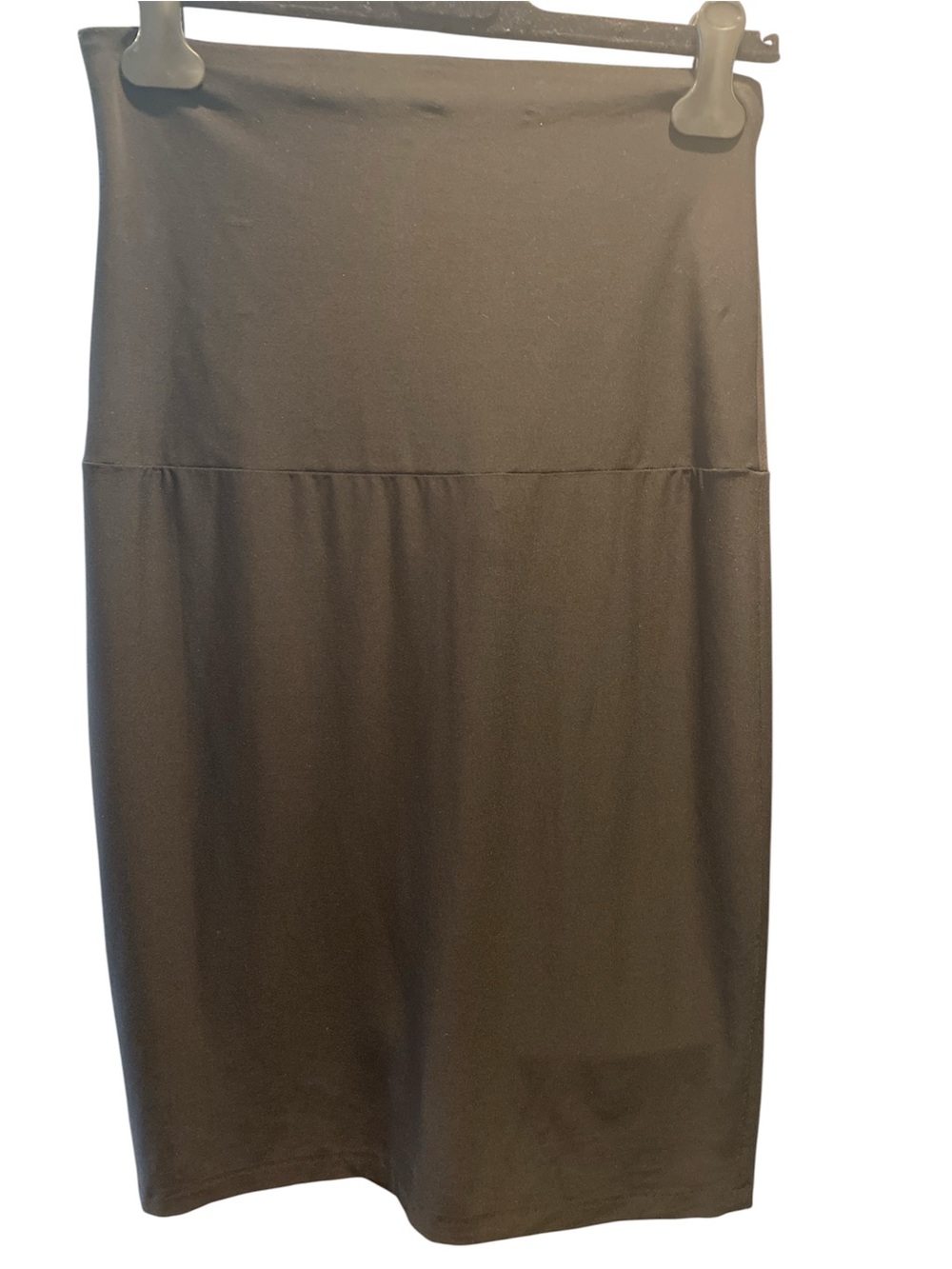Norma Kamali Sleek Black Pull-on Pencil Skirt
Size Large